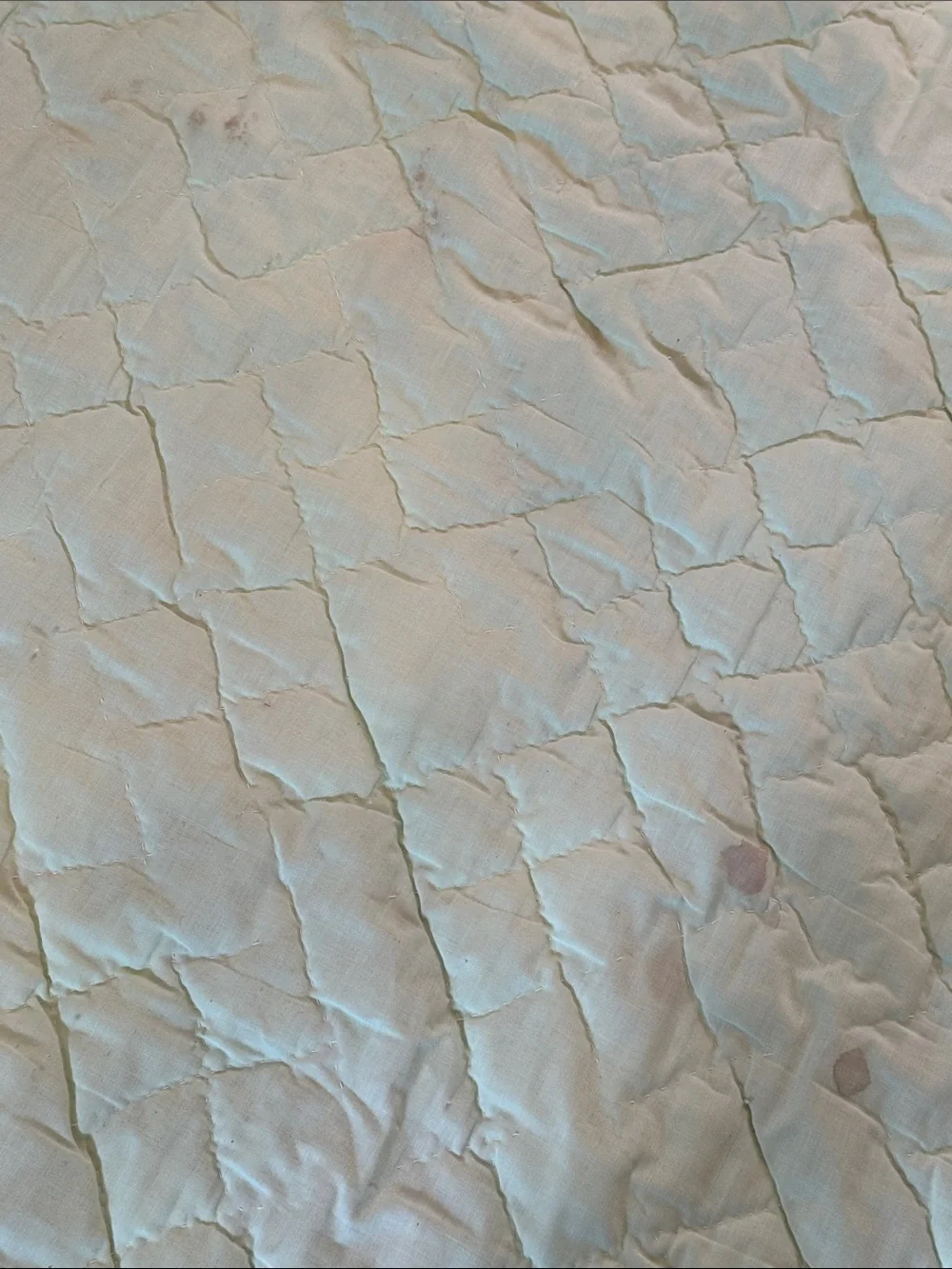 Quilt-Vintage 70’s Patchwork Polyester Bedspread-90” x 70”-Twin/Full-Read